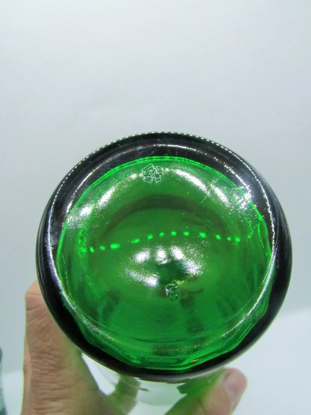 Hand Painted Italian Decanter With Six Cordials Shot Glasses